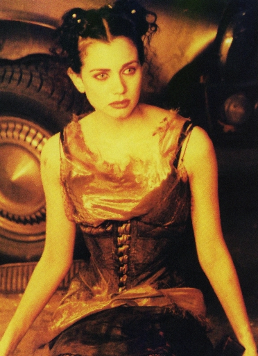 mia-crow07.jpg